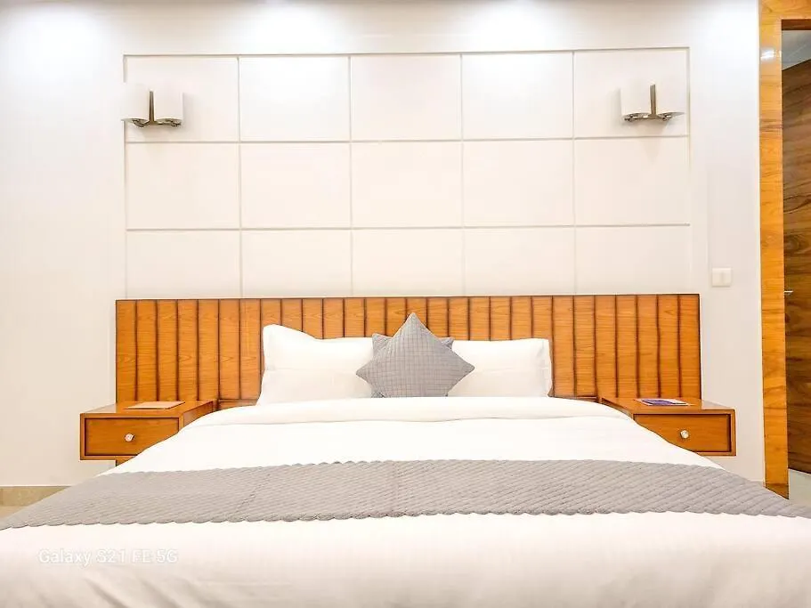 Pratishtha 4Bhk, Dlf Phase 1, Gurgaon Appartement