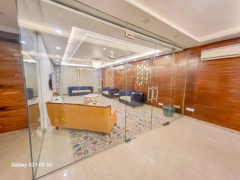 Pratishtha 4Bhk, Dlf Phase 1, Gurgaon Appartement